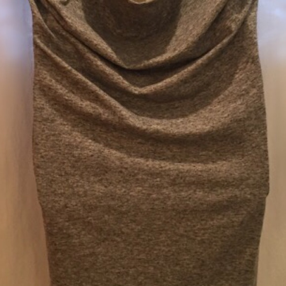 ATHLETA Heathered Grey Dress with Open Back - Picture 6 of 6